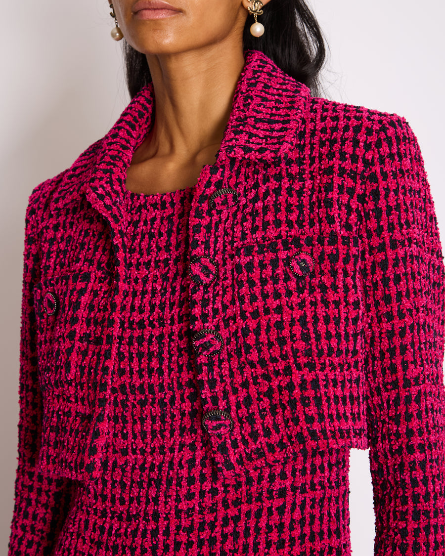 Chanel Fall 2016 Pink and Black Tweed Cropped Jacket with CC Logo Tweed Buttons Size FR 38 (UK 10)