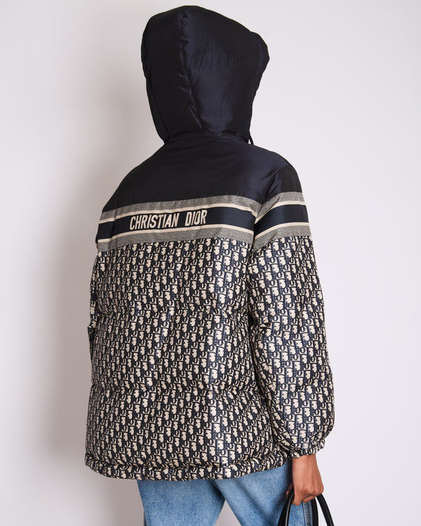 Christian Dior Blue and Ecru Oblique Quilted Technical Taffeta Down Reversible Jacket Size S (UK8) RRP £5000