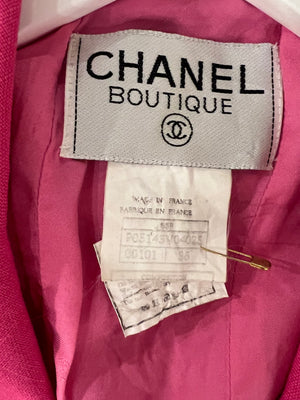 Chanel 95P Vintage Barbie Pink Linen Mini Dress and Cropped Jacket Set with Gold CC Logo Buttons Size FR 38 (UK 10)