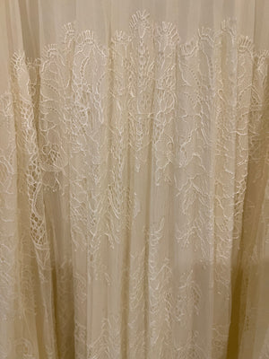 Ermanno Scervino Cream Pleated Maxi Skirt with Lace Details and Navy Logo Waistband Size IT 44 (UK 12)