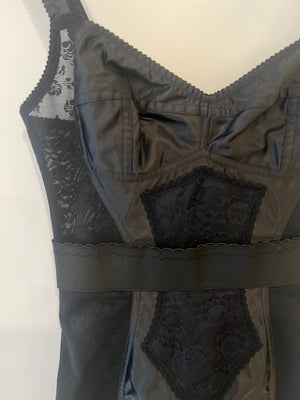 Dolce & Gabbana Black Lace Sleeveless Dress with Rose Embroidery Details Size IT 40 (UK 8)