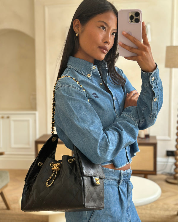 *SUPER RARE* Chanel Black 25 Small Handbag in Grained Calfskin Leather with Antique Gold Hardware
