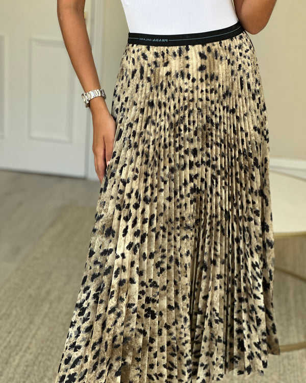 Prada Leopard Print Pleated Skirt with Elastic Logo Waistband  Size IT 40 (UK 8)