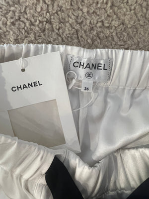 Chanel White Silk Trousers with Black Belt and Crystal CC Logo Detail Size FR 36 (UK 8)
