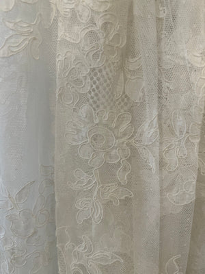 Chanel Resort 2023 White Tiered Lace Maxi Skirt with White Pearl and Crystal CC Logo Button Detail Size FR 34 (UK 6)