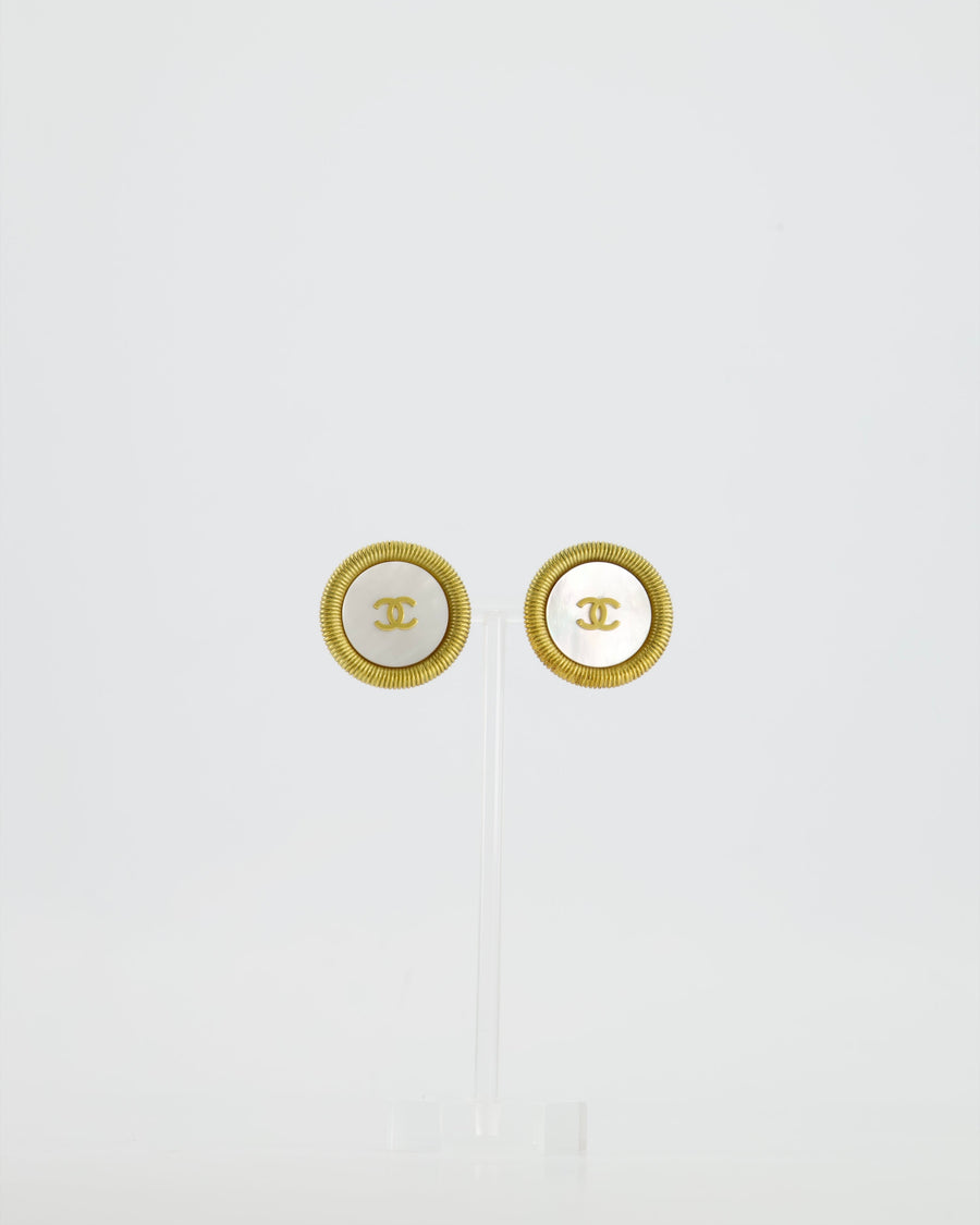 Chanel Vintage 94P Gold Iridescent Pearl with CC Logo Round Clip-On Earrings