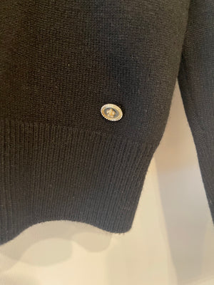 Chanel A/W 2023 Black Cashmere Jumper with White Ostrich Feathers Size FR 36 (UK 8)