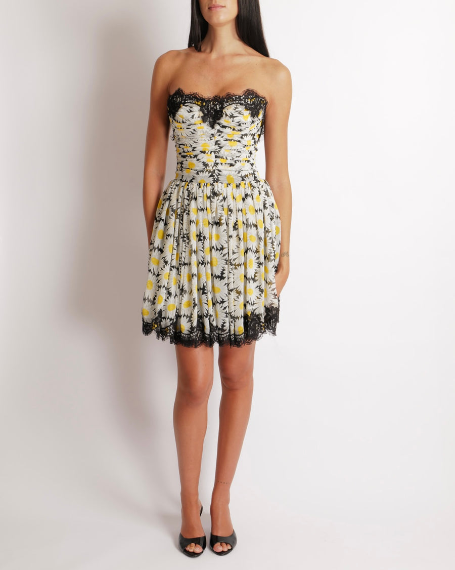 Dolce & Gabbana Black and White Daisy Printed Sleeveless Mini Dress with Rouched Bustier Top Detail and Black Lace Trims Size IT 38 (UK 6)