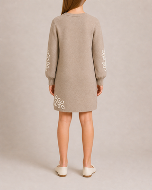 Chloé Kids Beige Knit Dress with White Floral Embroideries and Gold Logo Size 10 years RRP £575&nbsp;