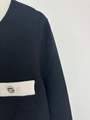 Chanel 24C Black & White Cashmere Long Sleeve Cardigan with CC Buttons Detail Size FR 36 (UK 8) RRP £3200