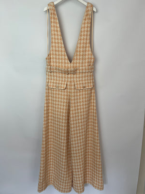 *RUNWAY* Chanel 23S Peach Cream Tweed Check V-Neck Jumpsuit with Patel Pink CC Button Size FR 36 (UK 8)