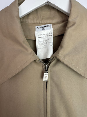 Chanel Vintage 99P Beige Cotton Long Line Belted Trench Coat with Collar and Silver Logo Zip Size FR 40 (UK 12)