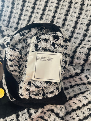 Chanel Black and White Knit Cardigan with Gold CC Logo Buttons Size FR 36/38 (UK 8/10)