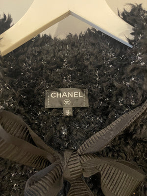 Chanel 16A Black Wool Textured Cape Jacket with Ribbon and CC Logo Detail Size FR 38/40 (UK 10/12)