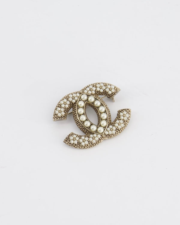 Chanel 2013-2014 CC Logo Pearl Brooch in Champagne Gold Hardware
