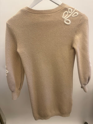Chloé Kids Beige Knit Dress with White Floral Embroideries and Gold Logo Size 10 years RRP £575&nbsp;