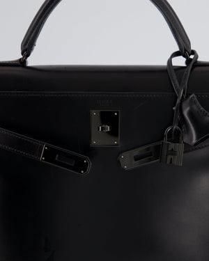 *SUPER RARE* Hermès So Black Kelly Retourne 32cm in Box Calfskin Leather and Black Hardware