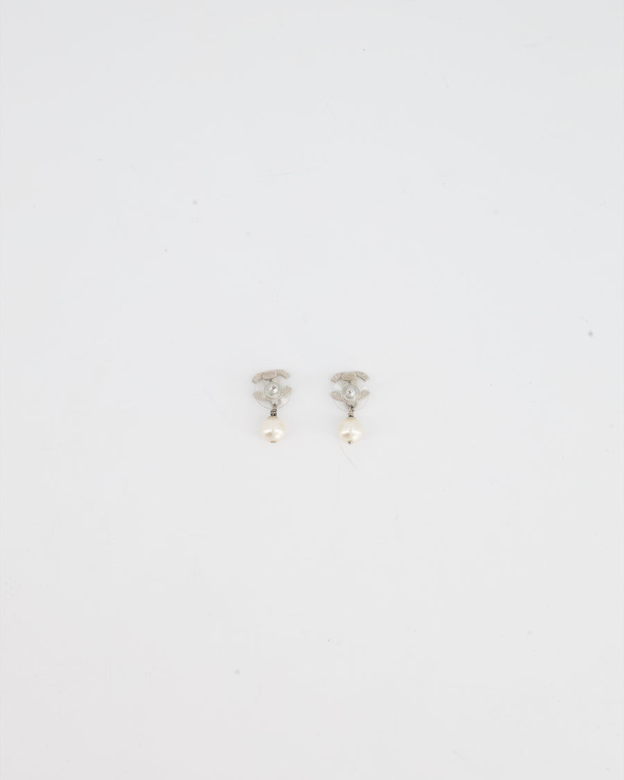 Chanel Small Silver CC Logo Earring With Pearl Drop