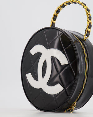 *ULTRA RARE* Chanel Spring 1995 Runway CC Black and White Round Top Handle Bag with Brushed Gold Hardware
