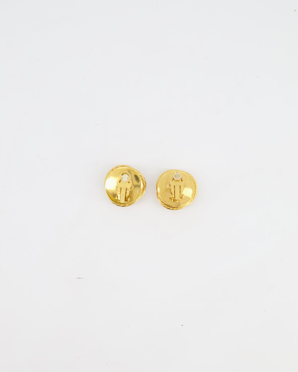 Chanel Vintage Yellow Gold Braided Pearl Round Clip-On Earrings