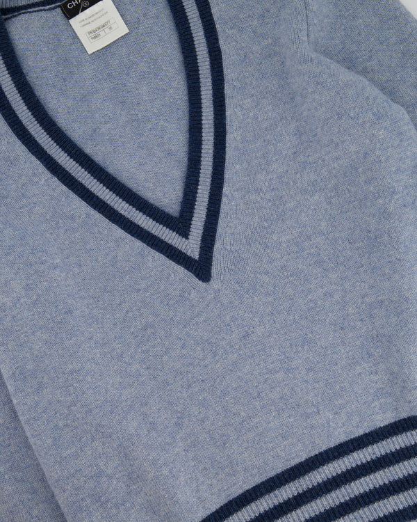 Chanel Blue V Neck Cashmere Knitted Jumper Size FR 36 (UK 8)