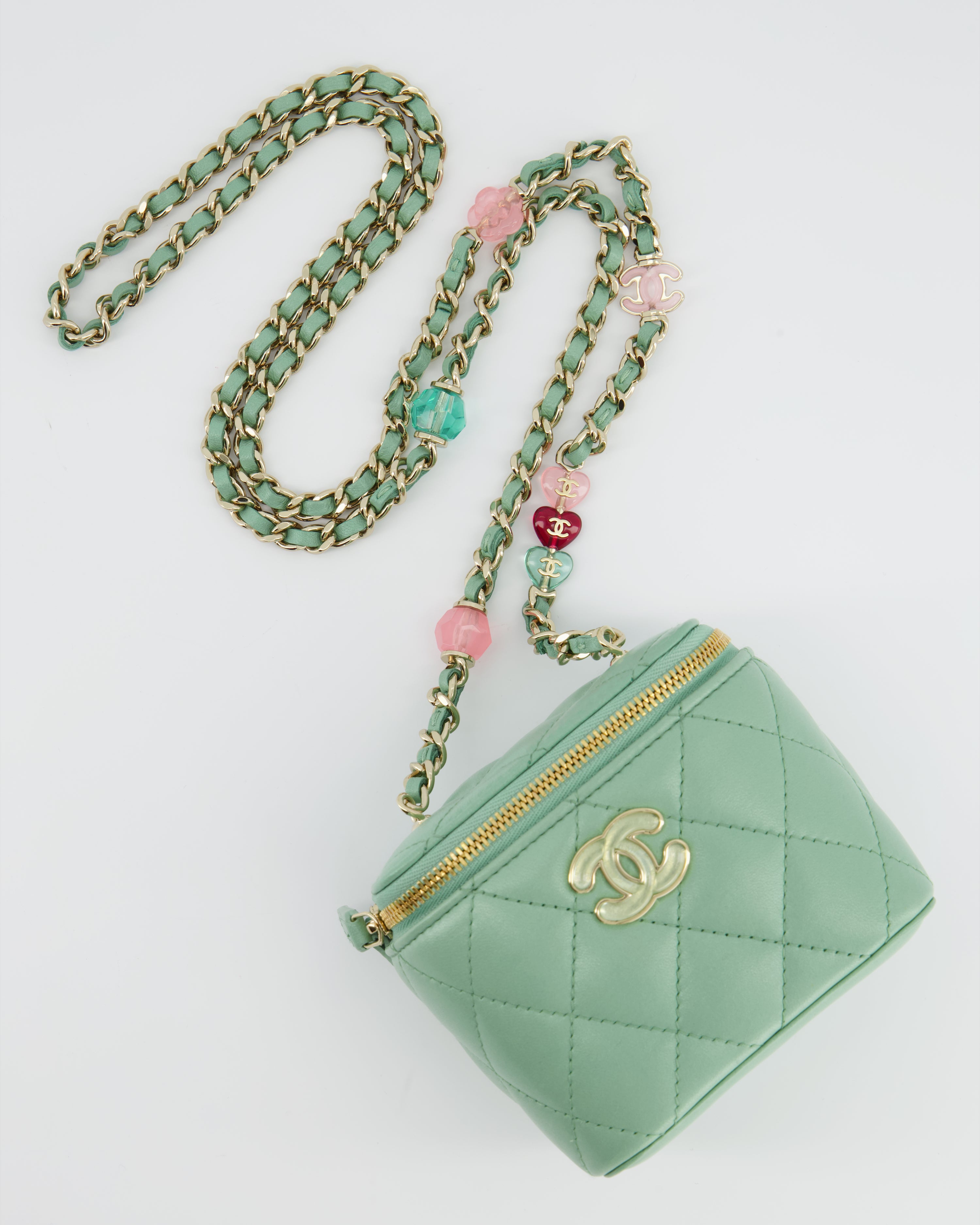 Chanel 2022 Pistachio green card holder - AWC1846 – LuxuryPromise