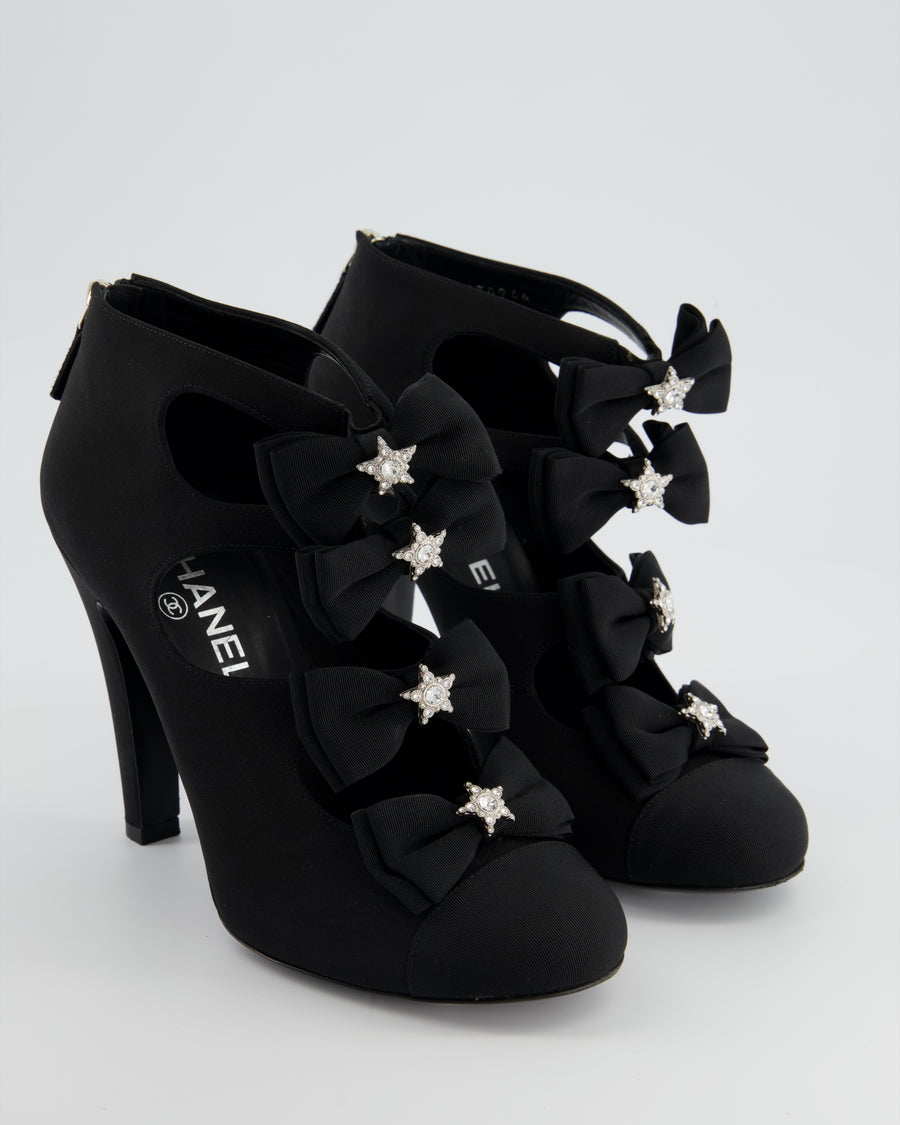 Chanel A/15 Satin Star Buffalo Round Toe Bow Heels Size EU 39.5