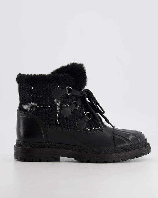 Chanel Black Tweed Shearling Snow Boots with CC Logo Detail Size 36.5