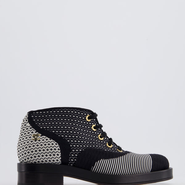 Chanel Black Fabric Printed Derby Lace Up Shoes Size EU 38.5