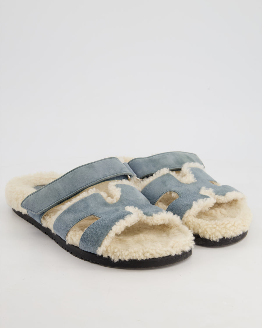Hermès Bleu Pinede Suede and Ecru Shearling Chypre Sandals Size 38.5