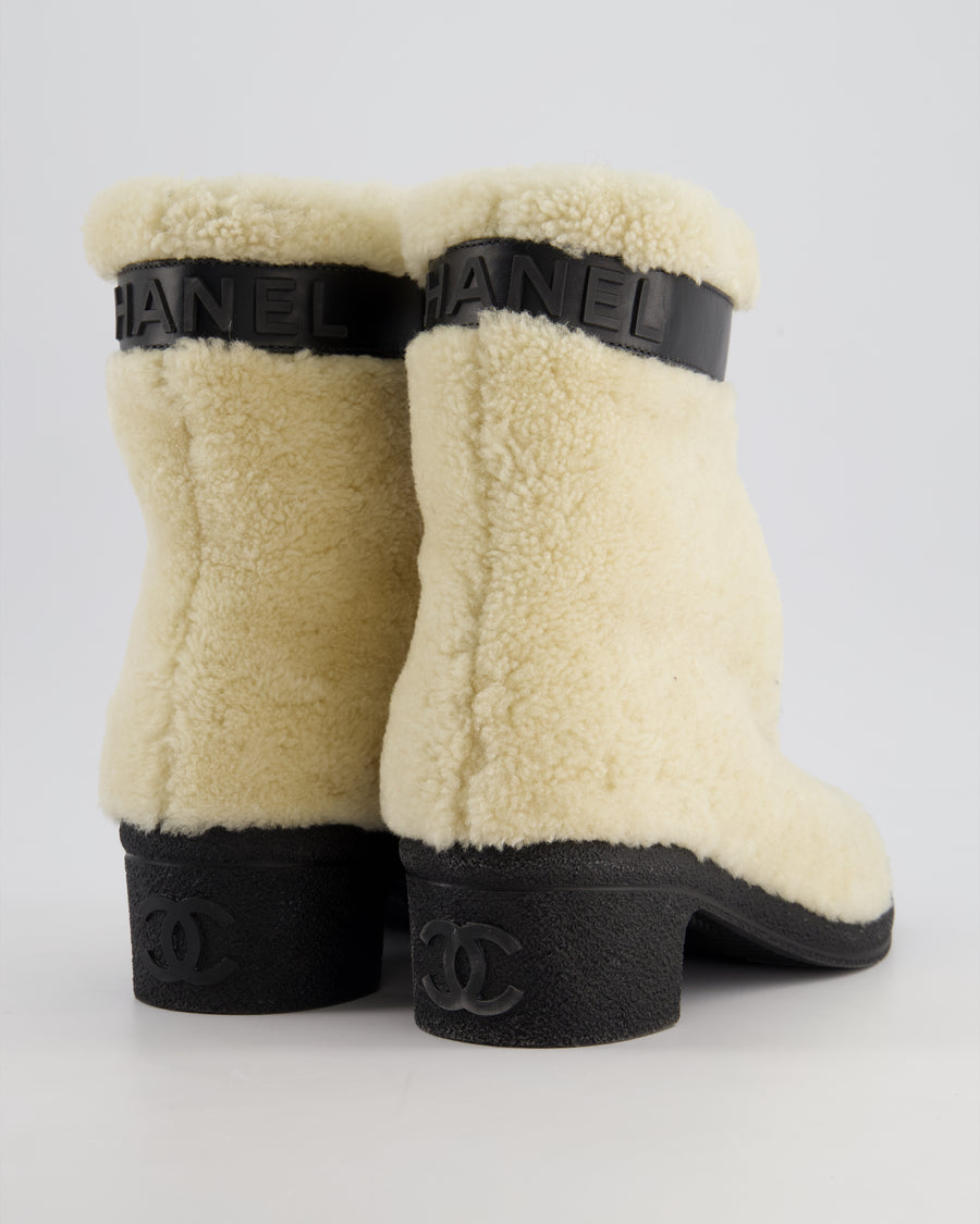 *HOT* Chanel White Shearling and Black Leather Logo Strap and Toe Detail Size EU 38.5