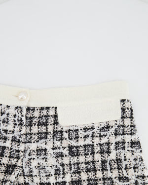 Chanel White and Black Tweed Shorts with Camellia and Pearl CC Logo Button Size FR 38 (UK 10)