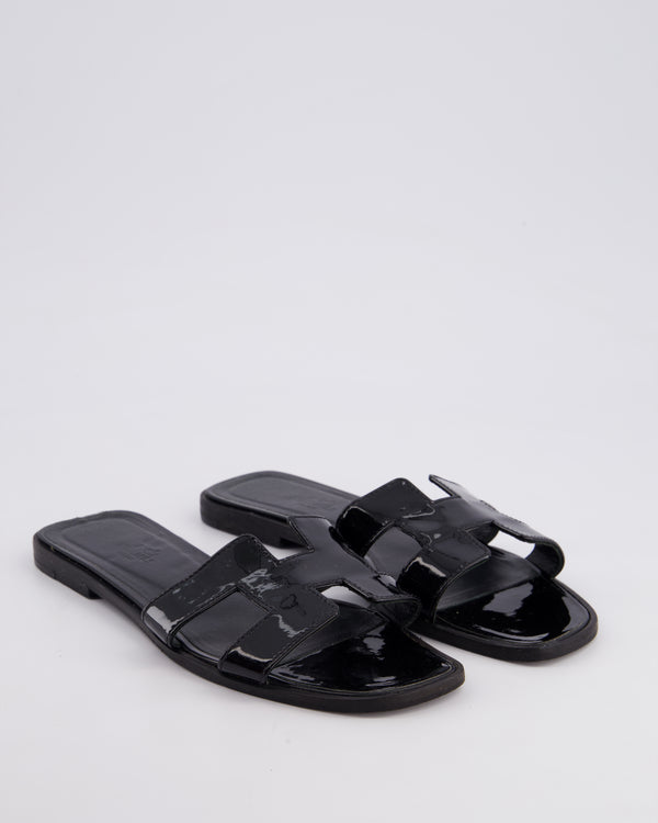 Hermès Black Patent Leather Oran Sandals Size 37.5