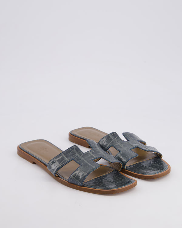 Hermès in Gris Elephant Shiny Alligator Oran Sandals Size EU 37.5