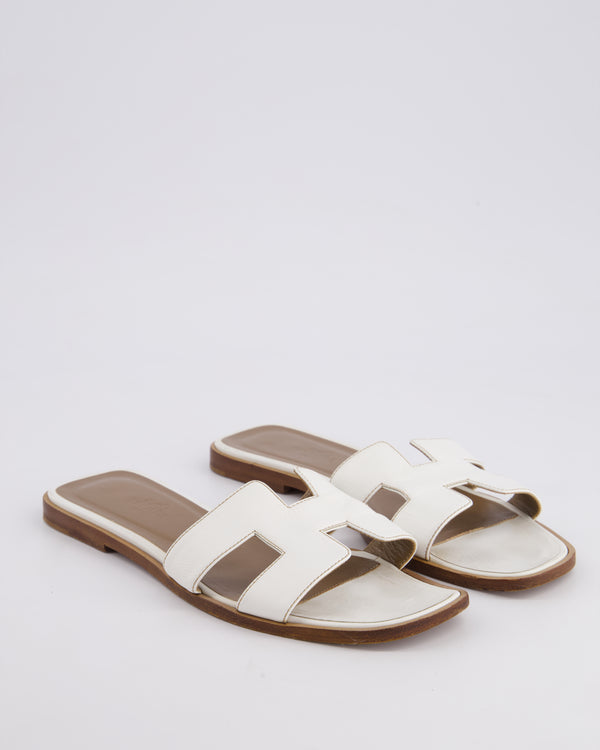 Hermès White Leather Oran Sandals Size 37.5