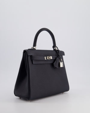 *HOLY GRAIL* Hermès Kelly 25cm Retourne Bag in Caban Togo Leather and Palladium Hardware