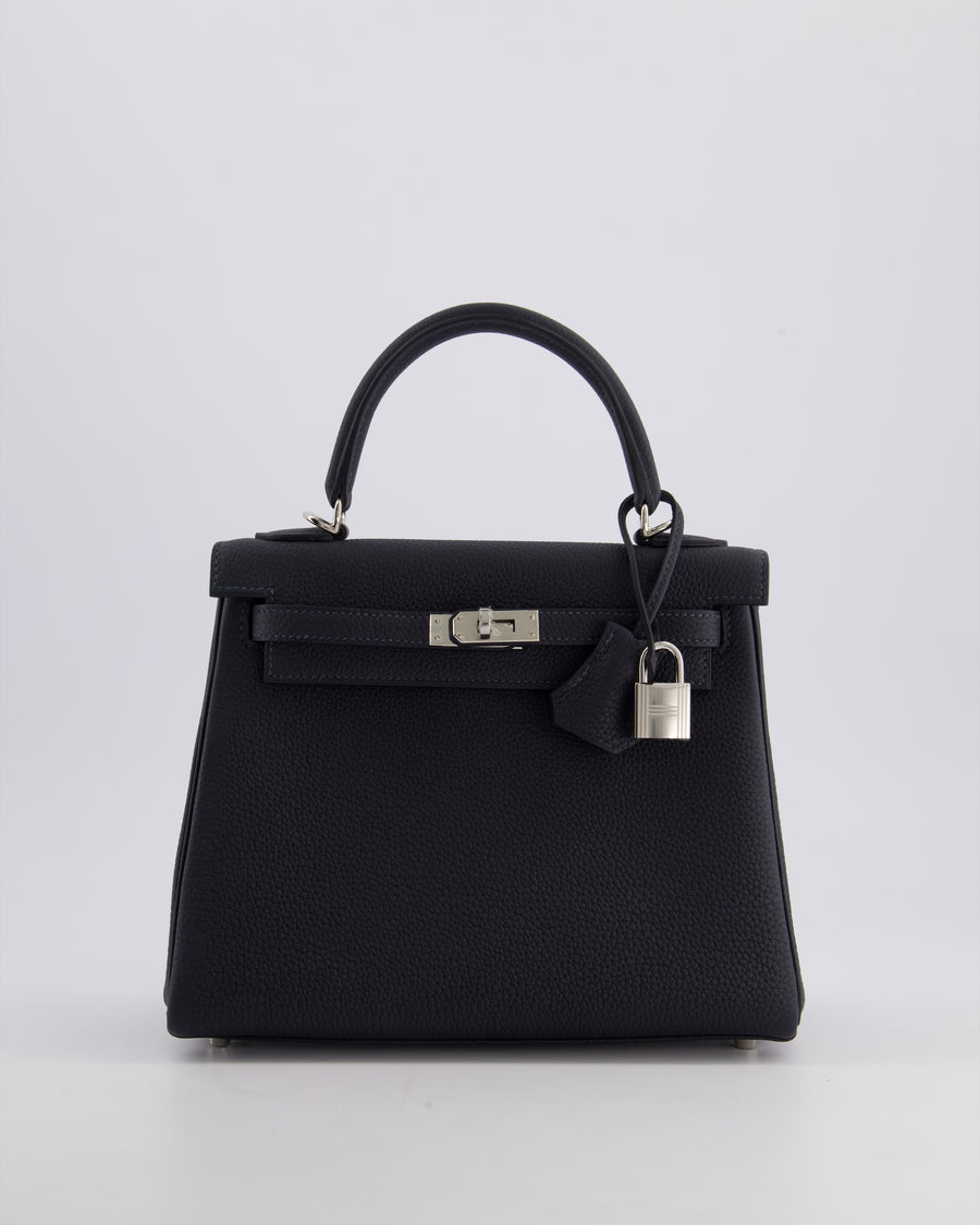 *HOLY GRAIL* Hermès Kelly 25cm Retourne Bag in Caban Togo Leather and Palladium Hardware