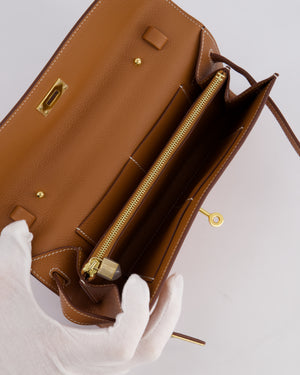Hermès Kelly To Go Bag in Gold Evercolour Leather with Gold Hardware