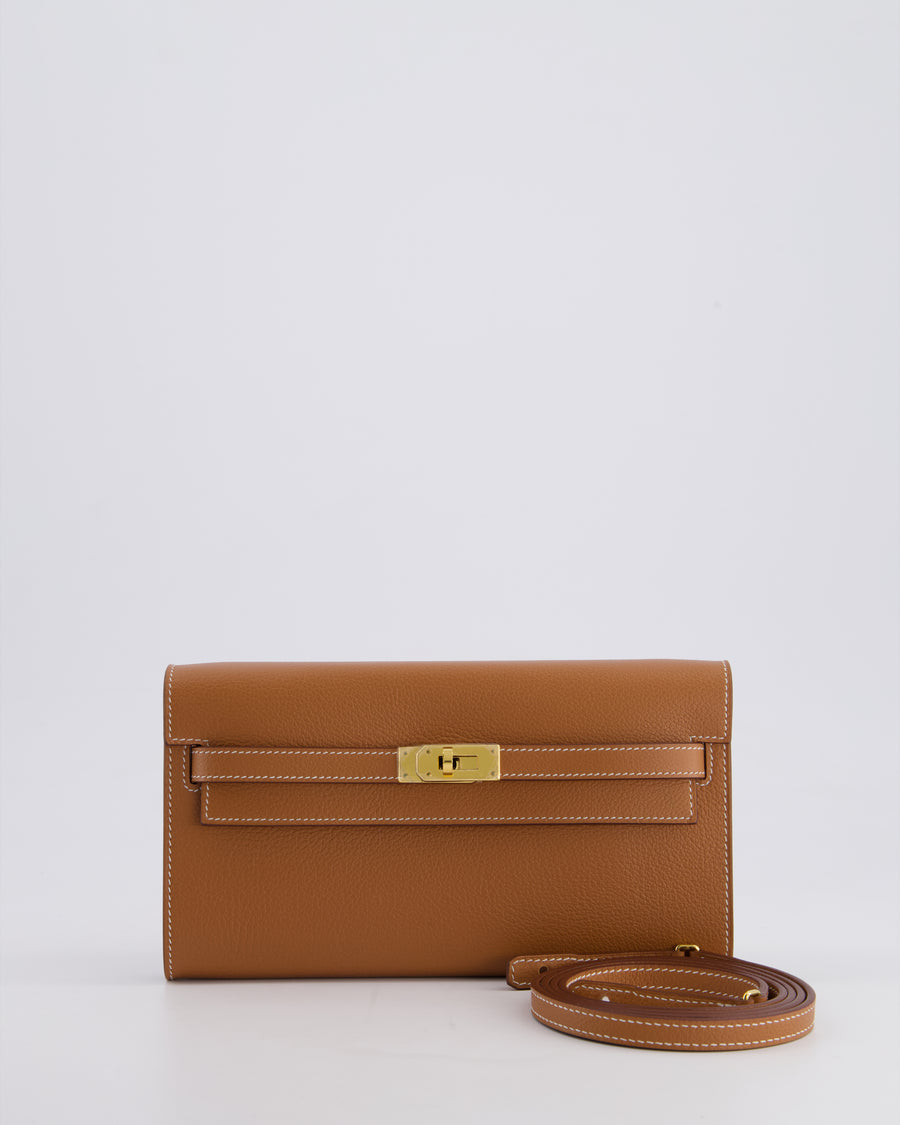Hermès Kelly To Go Bag in Gold Evercolour Leather with Gold Hardware