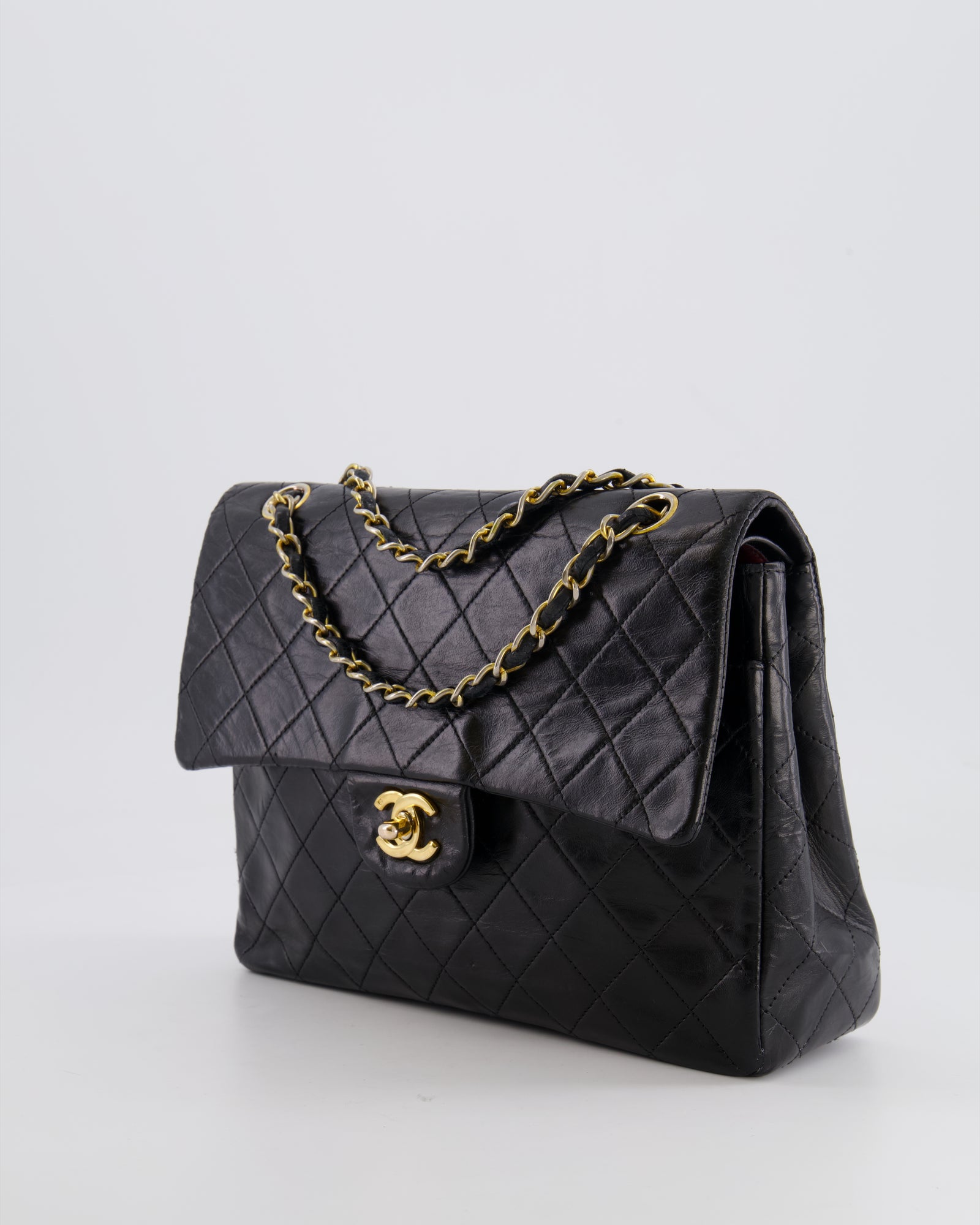 FIRE PRICE* Chanel Black Vintage Medium Double Flap Bag in FIRE PRICE* Chanel Black Vintage Medium Double Flap Bag in