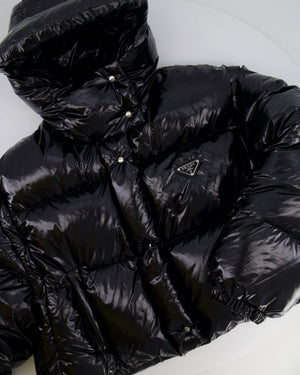Prada Black Re-Nylon Cropped Puffer Jacket with Logo Detail and Detachable Sleeves Size IT 36 (UK 4) RRP £1,890