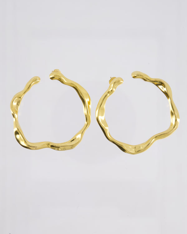 *HOT* Christian Dior 18K Gold Nougat Hoop Earrings