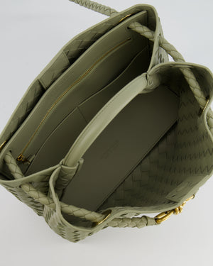 Bottega Veneta Medium Andiamo Bag in Travertine Intrecciato Leather with Gold Hardware RRP £4,030