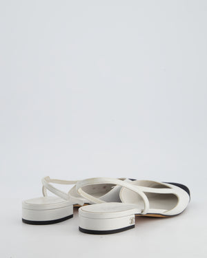 Chanel White Leather Flat Slingback Shoes with Silver CC Detail Size 38C