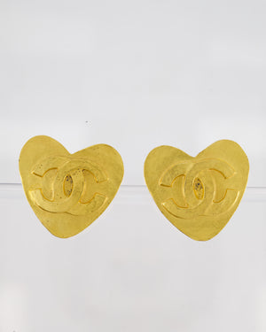 *HOT* Chanel Vintage 95P Gold Heart Clip On Earrings with CC Detail