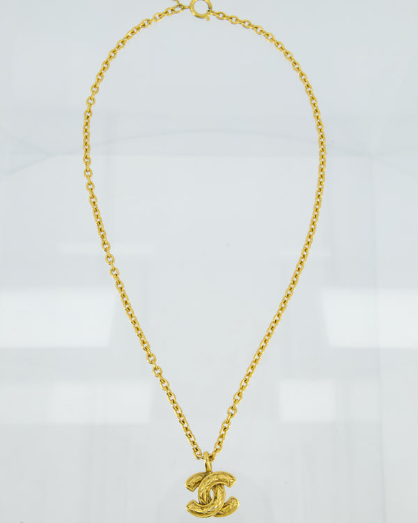 Chanel Vintage CC Matelasse Logo Pendant Necklace in 24k Gold Plating