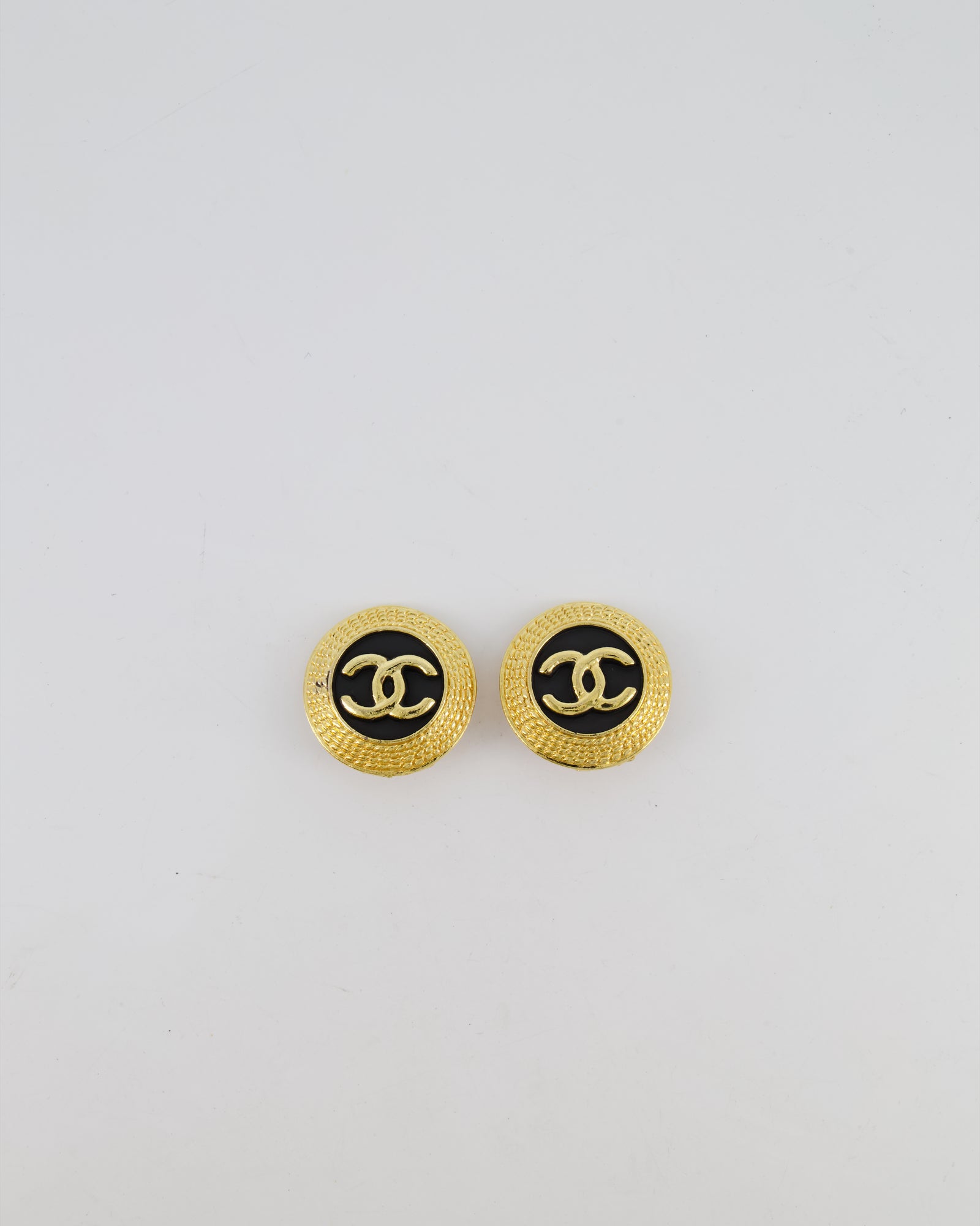 Chanel Vintage Gold and Black Textured Round Clip-On
