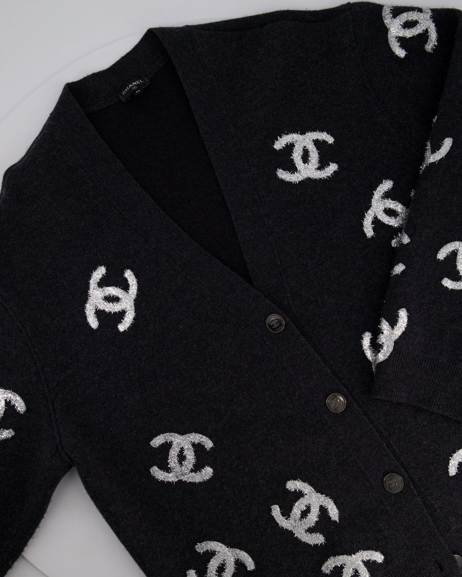 Chanel 22A Grey Cashmere Cardigan with Silver CC Logo Detail FR 44 (UK 16)