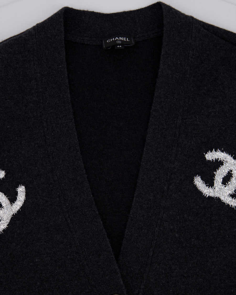 Chanel 22A Grey Cashmere Cardigan with Silver CC Logo Detail FR 44 (UK 16)