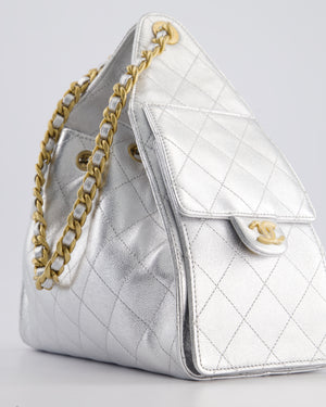 *RARE* Chanel 25 Small Handbag in Metallic Silver Grained Calfskin Leather with Antique Gold Hardware&nbsp;